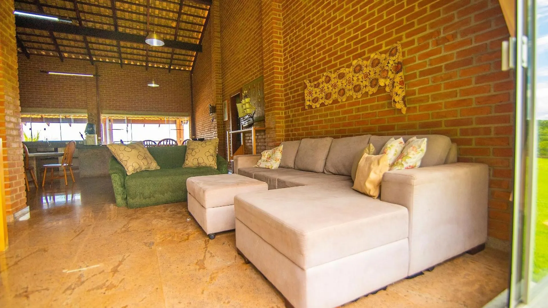 Recanto De Lazer C/ Piscina, Bar Molhado E Sinuca Caldas Novas